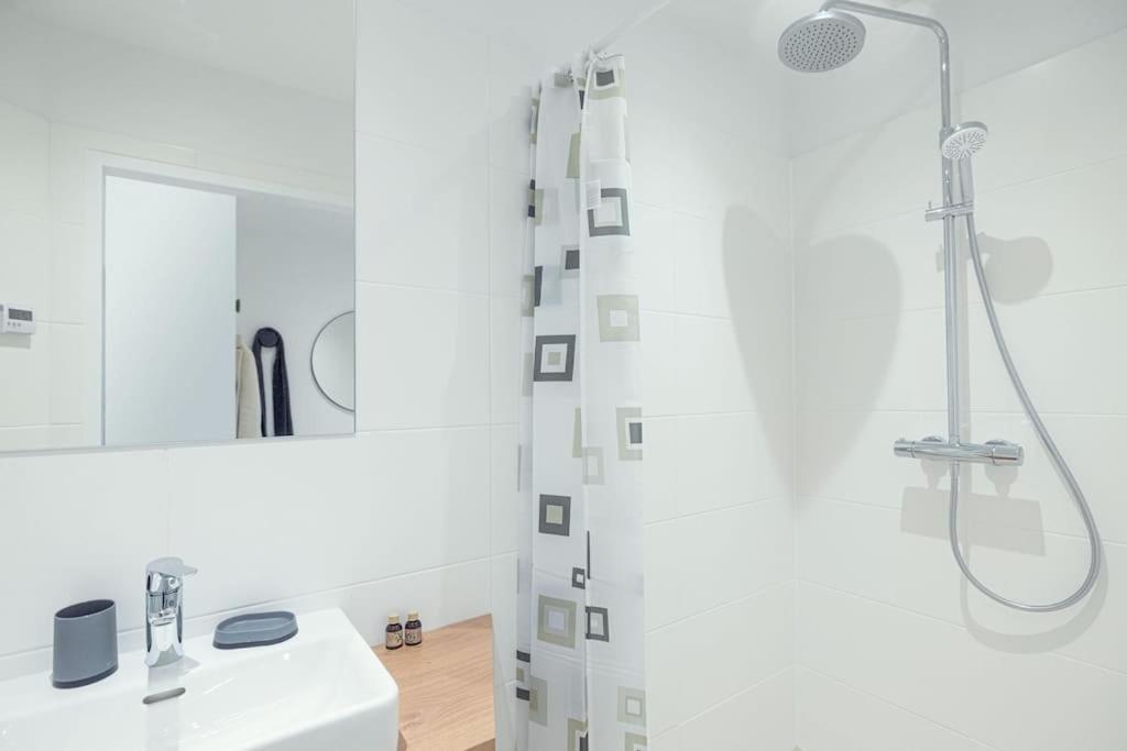 Ideal For Families & Mid-Term-Stays Vienna Exterior photo